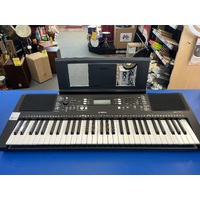 SECOND HAND YAMAHA 61 KEY PORTABLE KEYBOARD